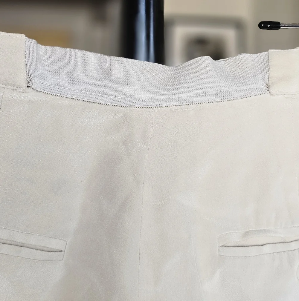 Reformation VTG Ivory Silk High-Waist Trouser Shorts - Picture 8 of 9
